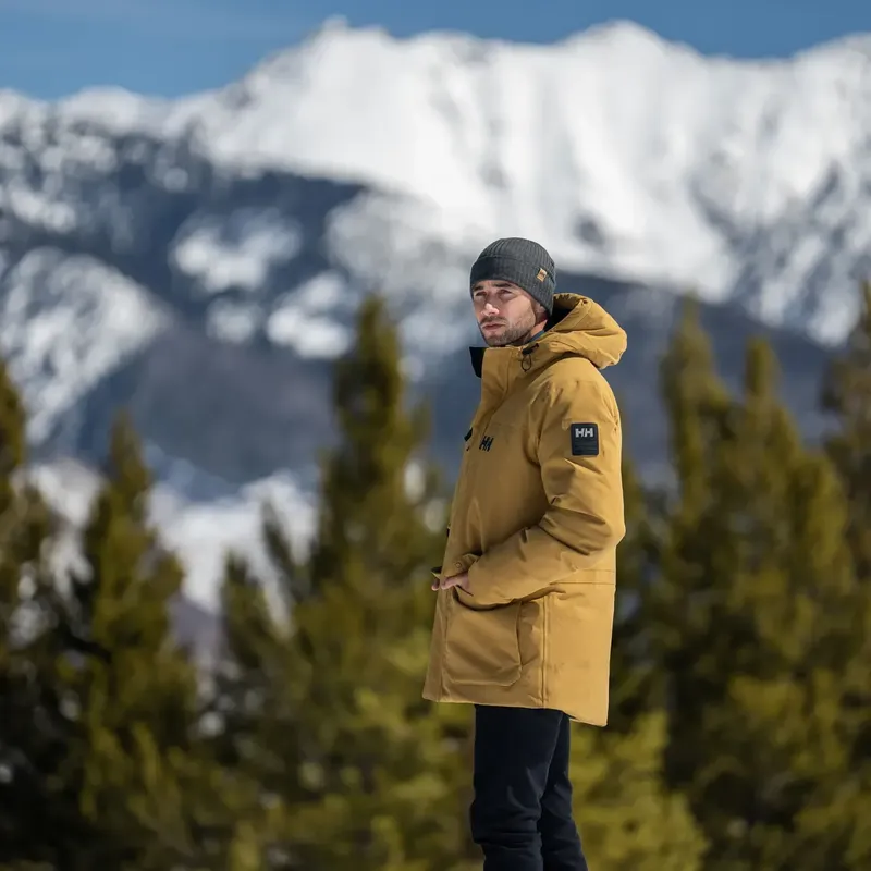 53851 787 9 action13