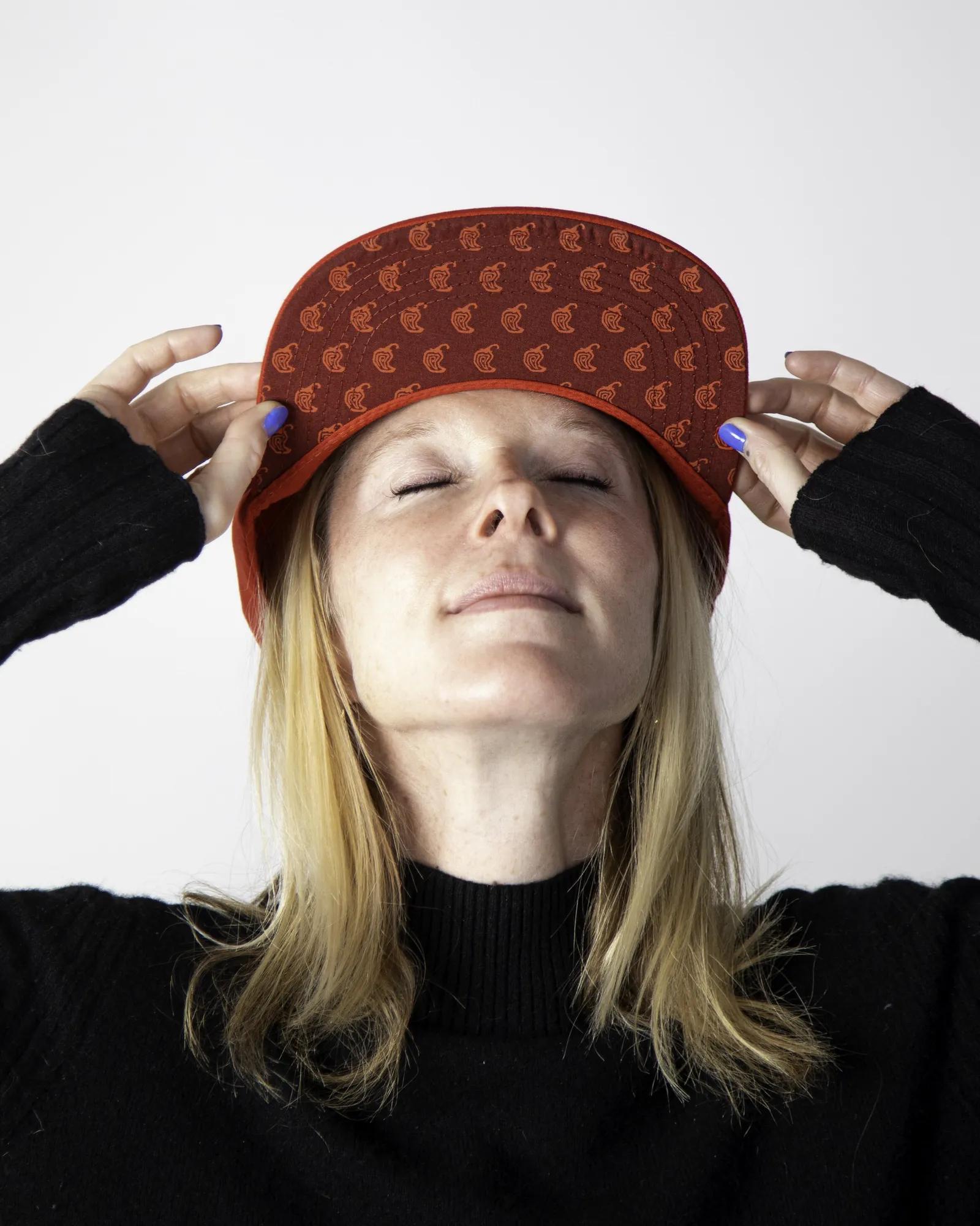 7 panel hats clip closure chipotle anthem branding lifestyle 2