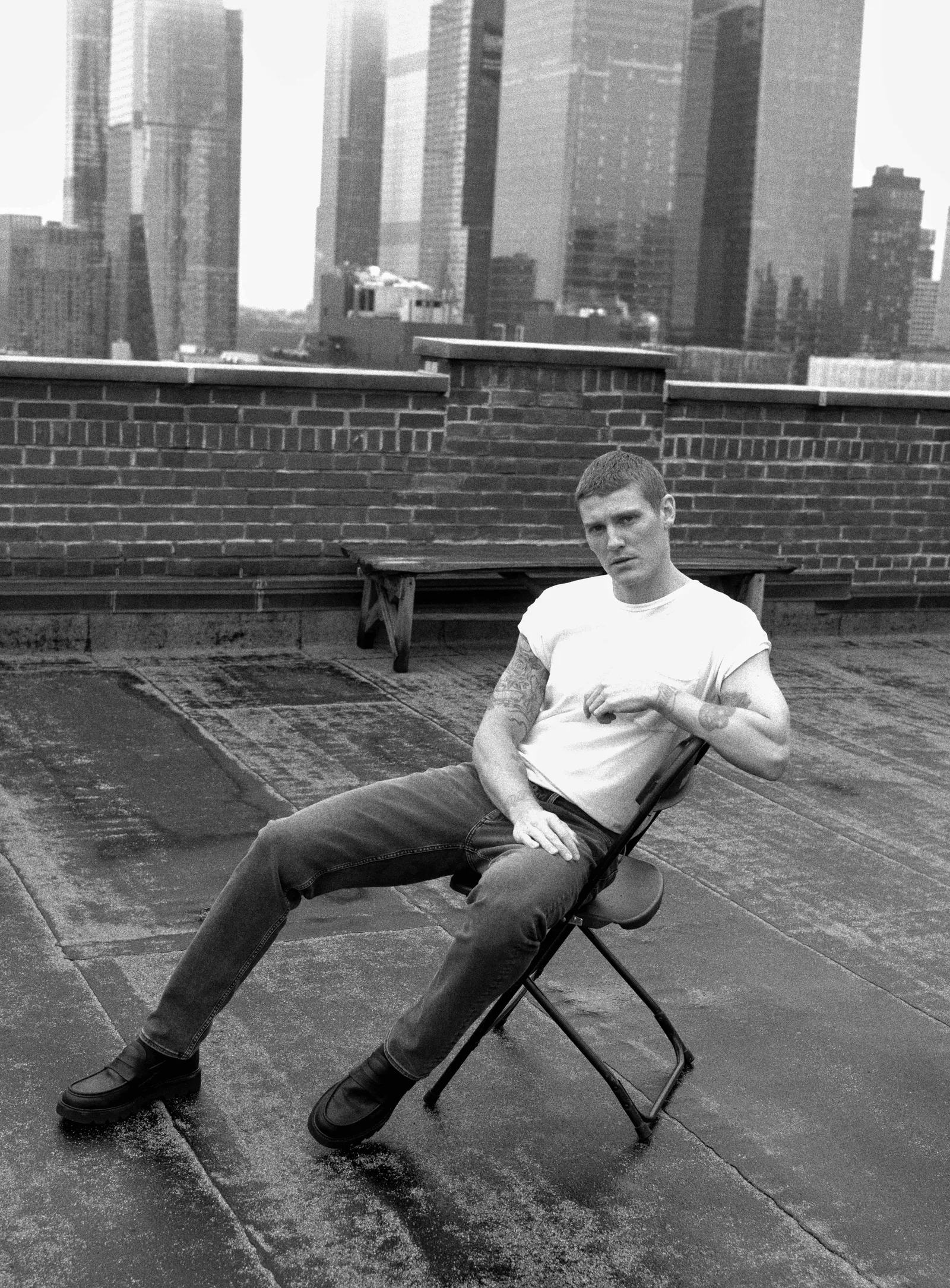 NM 21 012624 Rag And Bone MENSLOOKS 01 Menslook 518 1 CROP GUIDELINE