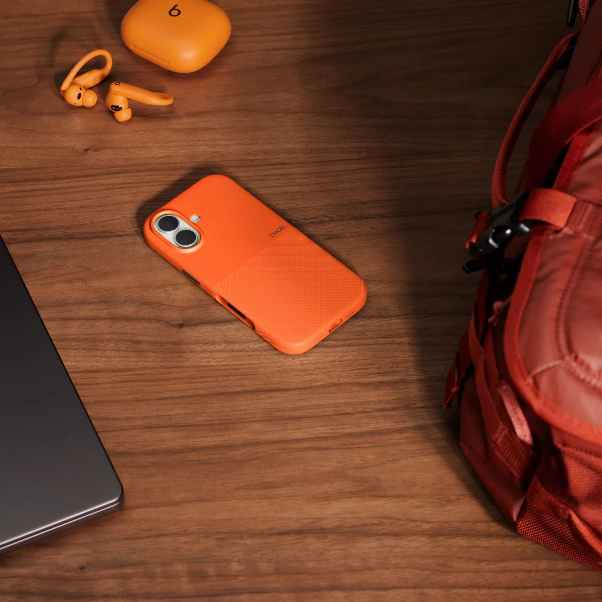 P04 matte iphone17 rugged sierraorange jpg large 2x